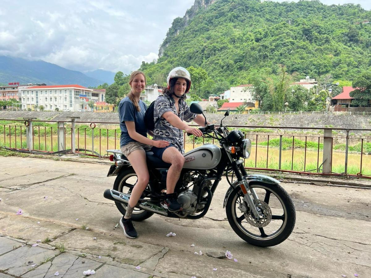 Bong Hostel Ha Giang Loop Eksteriør bilde
