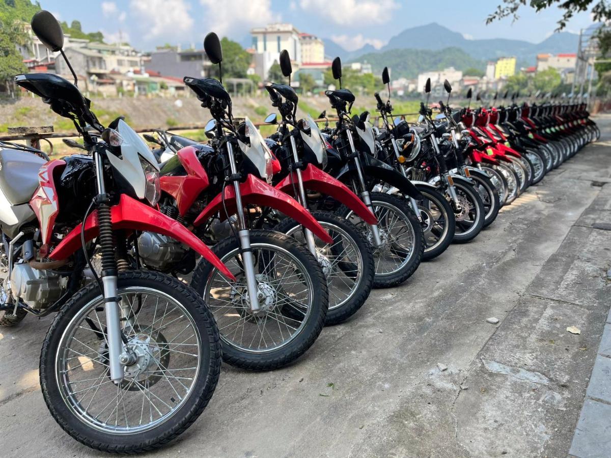 Bong Hostel Ha Giang Loop Eksteriør bilde